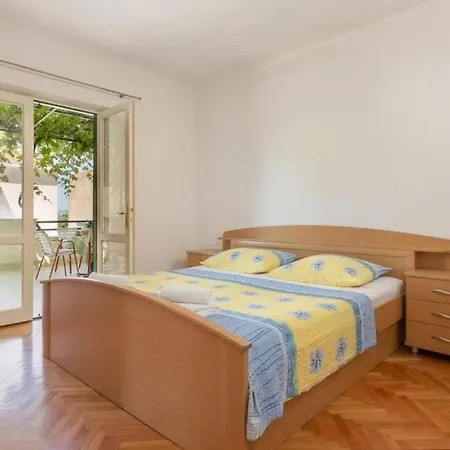 Apartment With A Parking Space - 21056 Makarska
