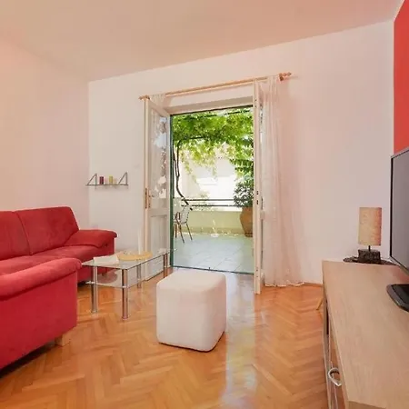 With A Parking Space - 21056 Makarska
